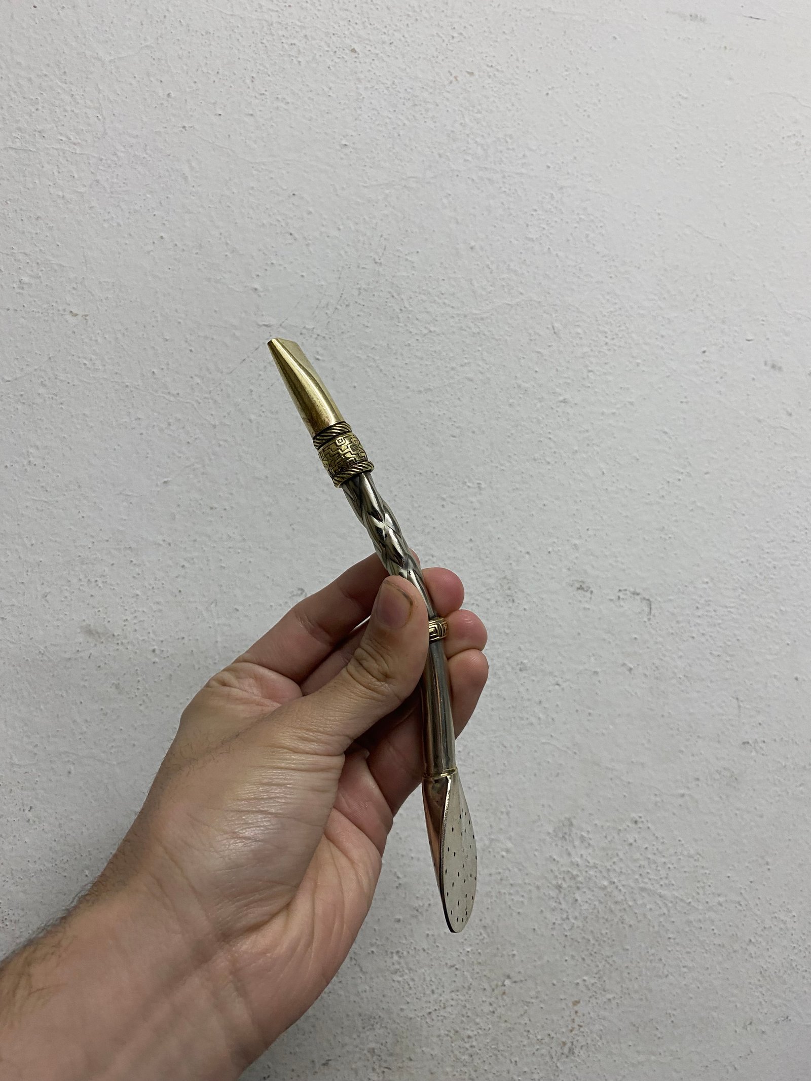 BOMBILLÓN PREMIUM SÚPER CURVO PICO DE REY BRONCE DOBLE ANILLO DE BRONCE