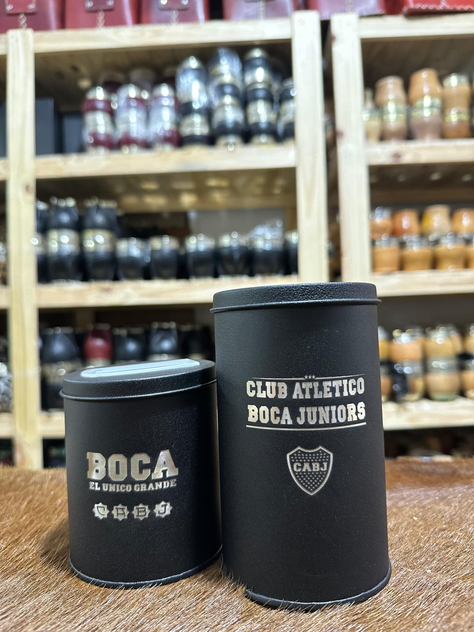 LATAS LISAS GRANDES YERBERO Y AZUCARERO GRABADAS FÚTBOL 