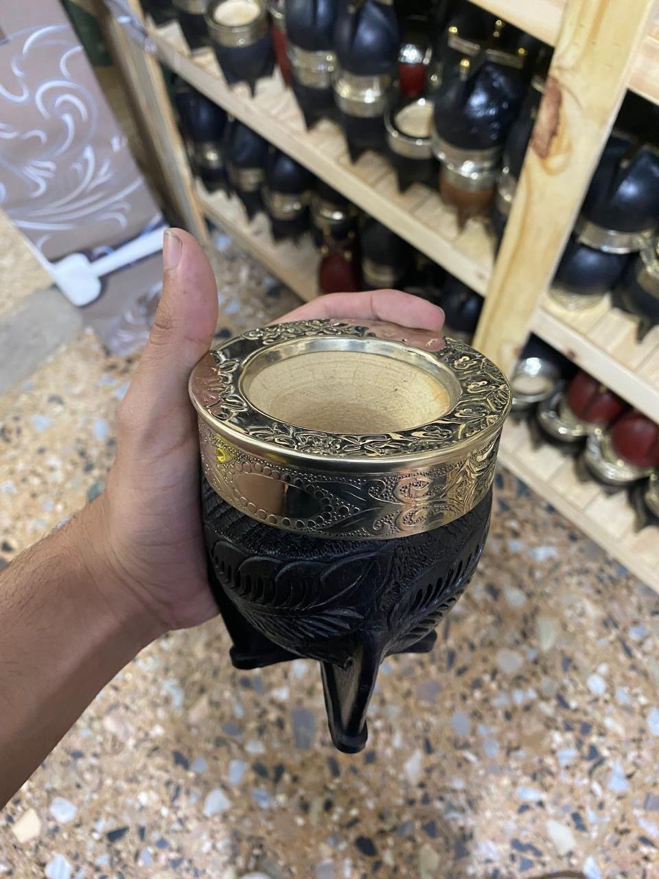 IMPERIAL CINCELADO CUERO REPUJADO