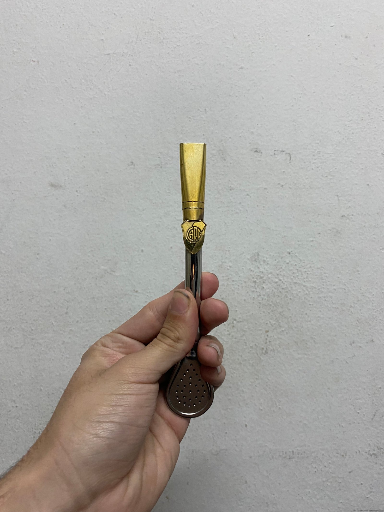 BOMBILLÓN CON APLIQUES ACERO Y BRONCE