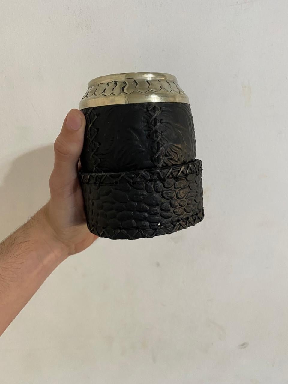 TORPEDO CRIOLLO CUERO REPUJADO CON BASE 
