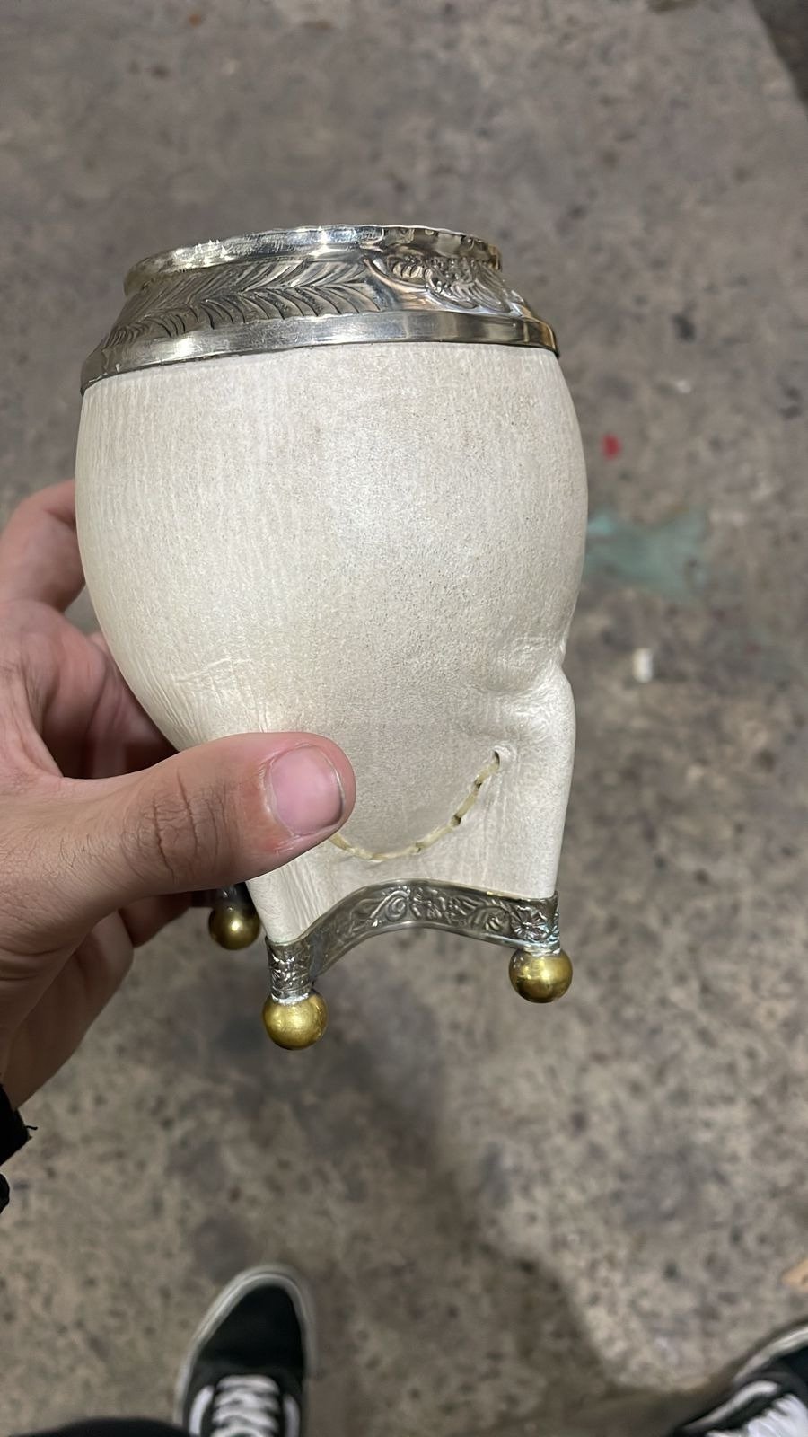 TORPEDO CUERO CRUDO CON BASE DE ALPACA Y BOLAS DE BRONCE 