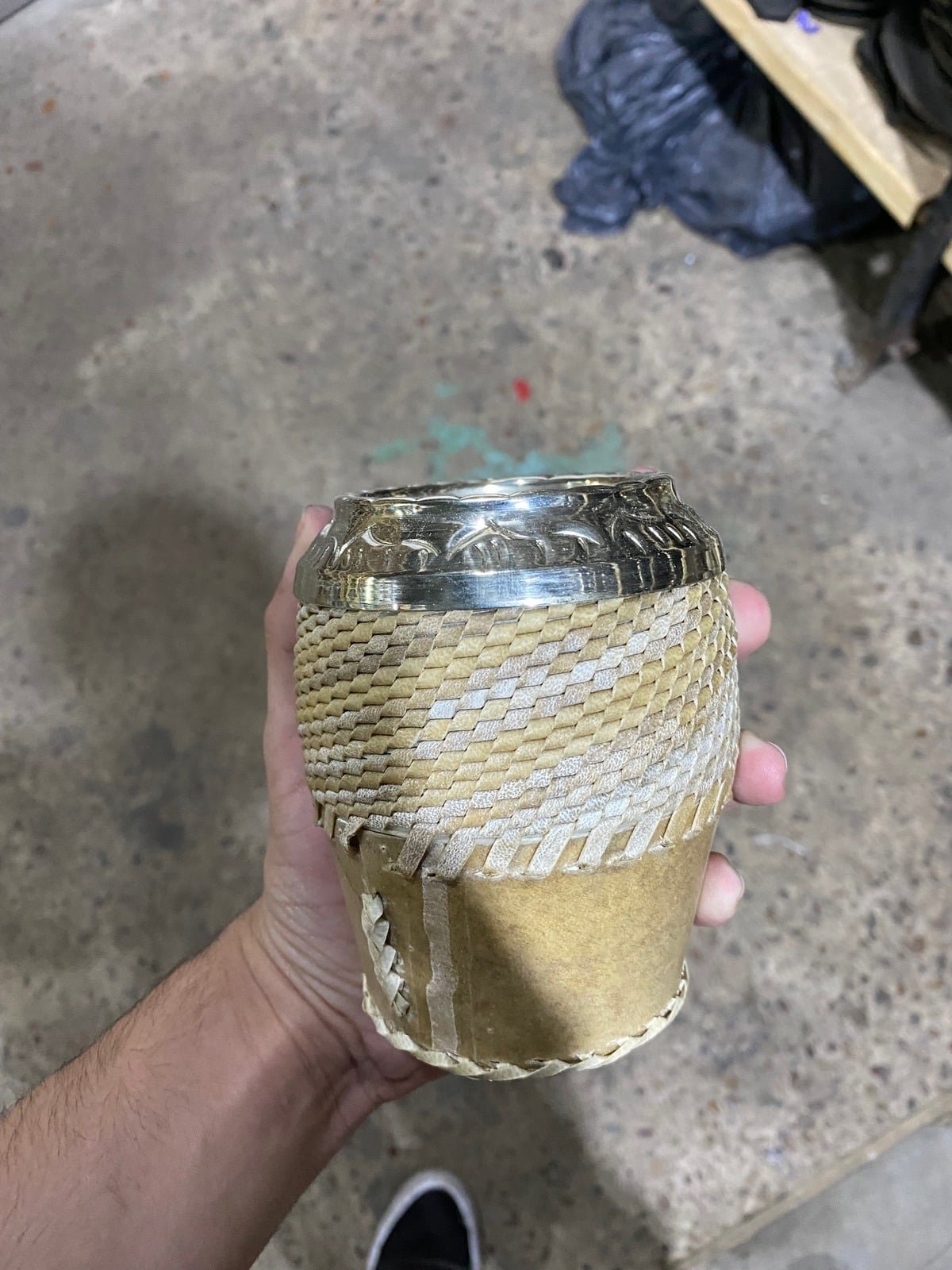 TORPEDO URUGUAYO TRENZADO CON BASE DE CUERO CRUDO
