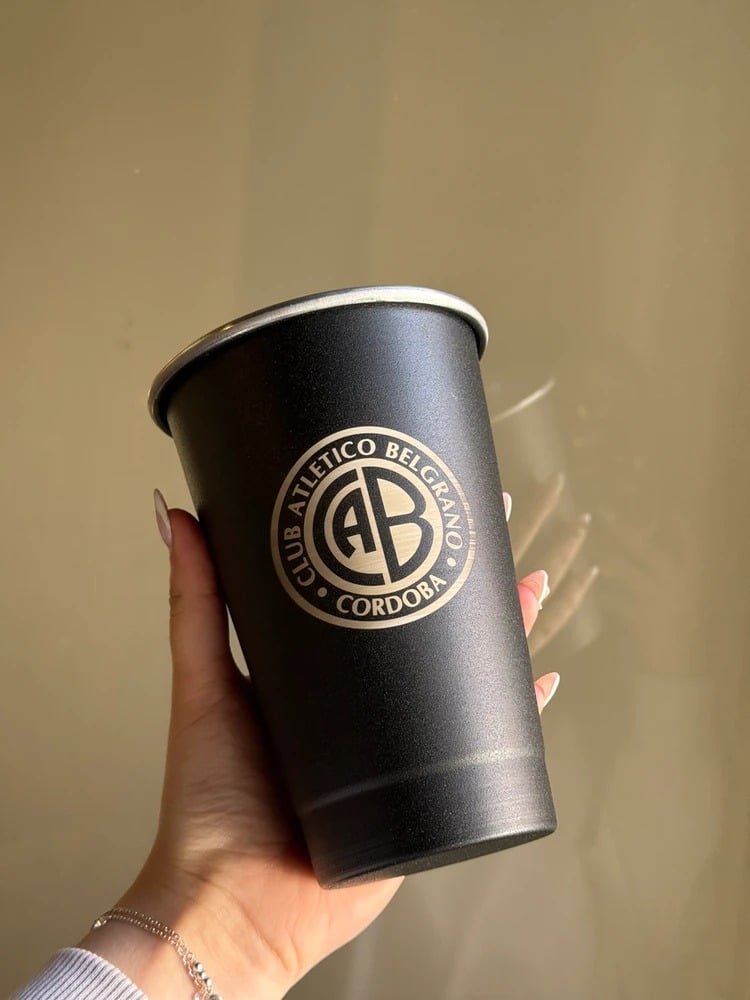 VASO FERNETERO NEGRO 1L GRABADO BELGRANO DE CÓRDOBA