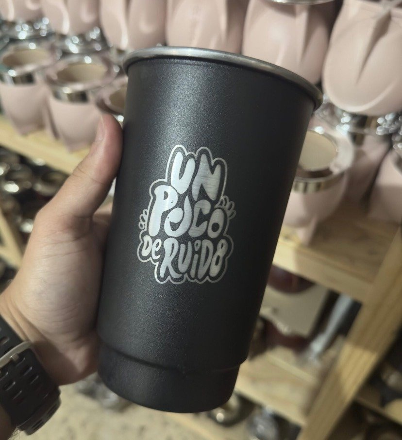 VASO FERNETERO NEGRO 1L GRABADO UN POCO DE RUIDO
